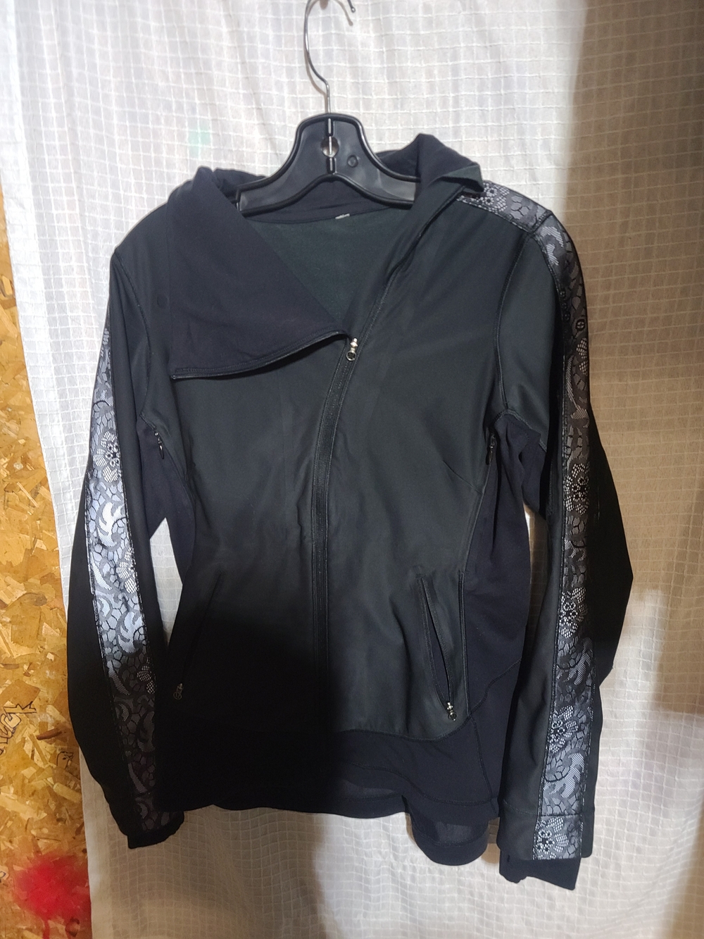 lululemon athletica Black Jacket Lace-Pattern Sleeves